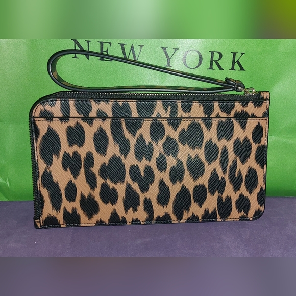 Kate Spade Medium Leopard Print 🐆 Wristlet/Wallet - Picture 3 of 5